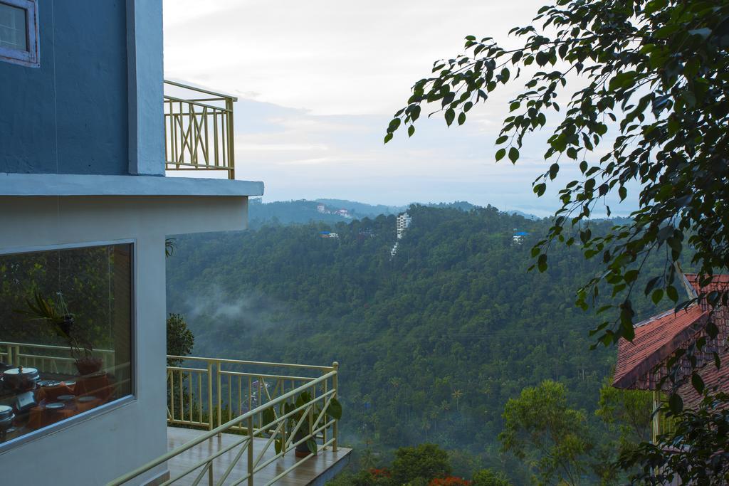Spice Country Resort Chithirapuram Exteriör bild