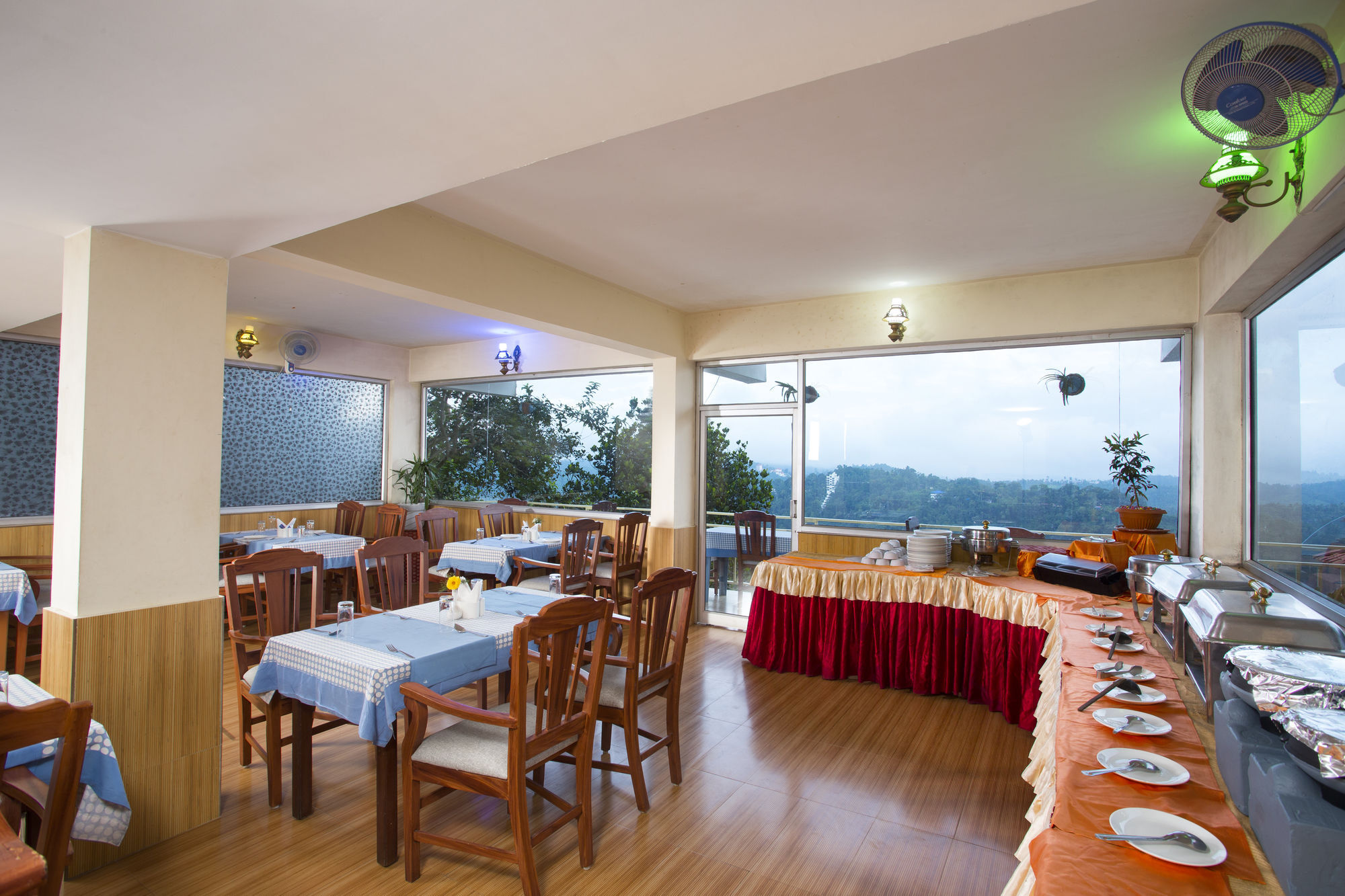 Spice Country Resort Chithirapuram Exteriör bild