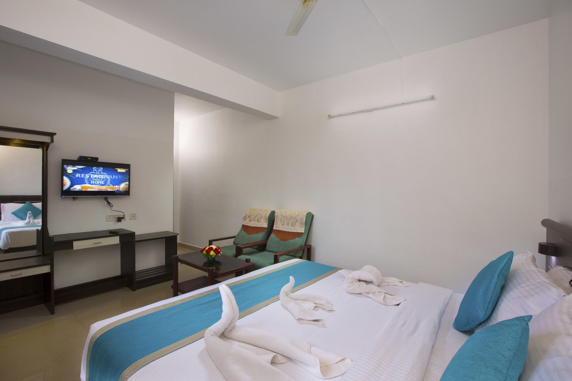 Spice Country Resort Chithirapuram Exteriör bild