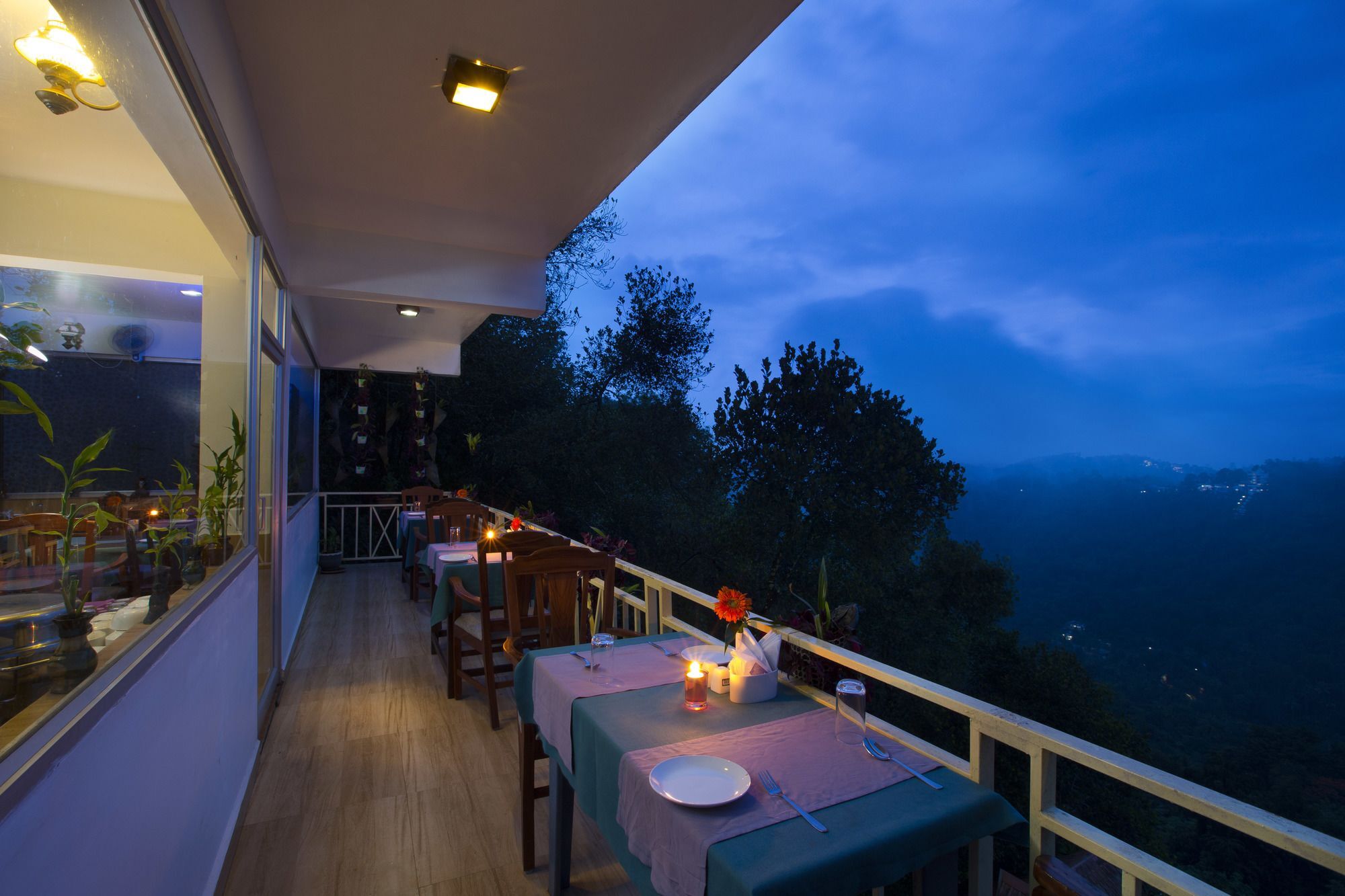Spice Country Resort Chithirapuram Exteriör bild