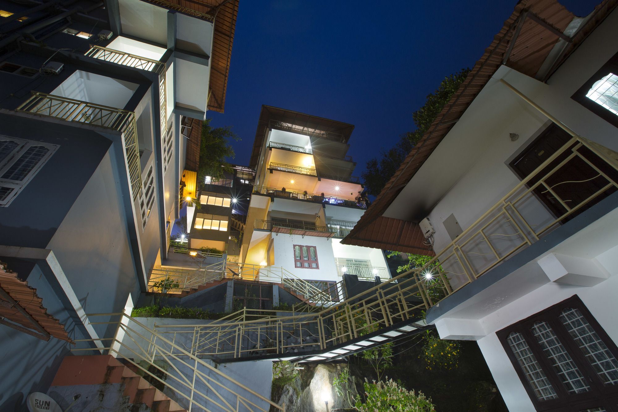 Spice Country Resort Chithirapuram Exteriör bild